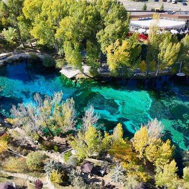Boncuk gibi parlıyor! Sivas'ın doğal akvaryumu sonbahar renkleri ile süslendi