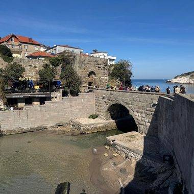 Turistler Karadeniz'in vitrini Amasra'ya akın etti: 9 ayda 1,3 milyon kişi ziyaret etti