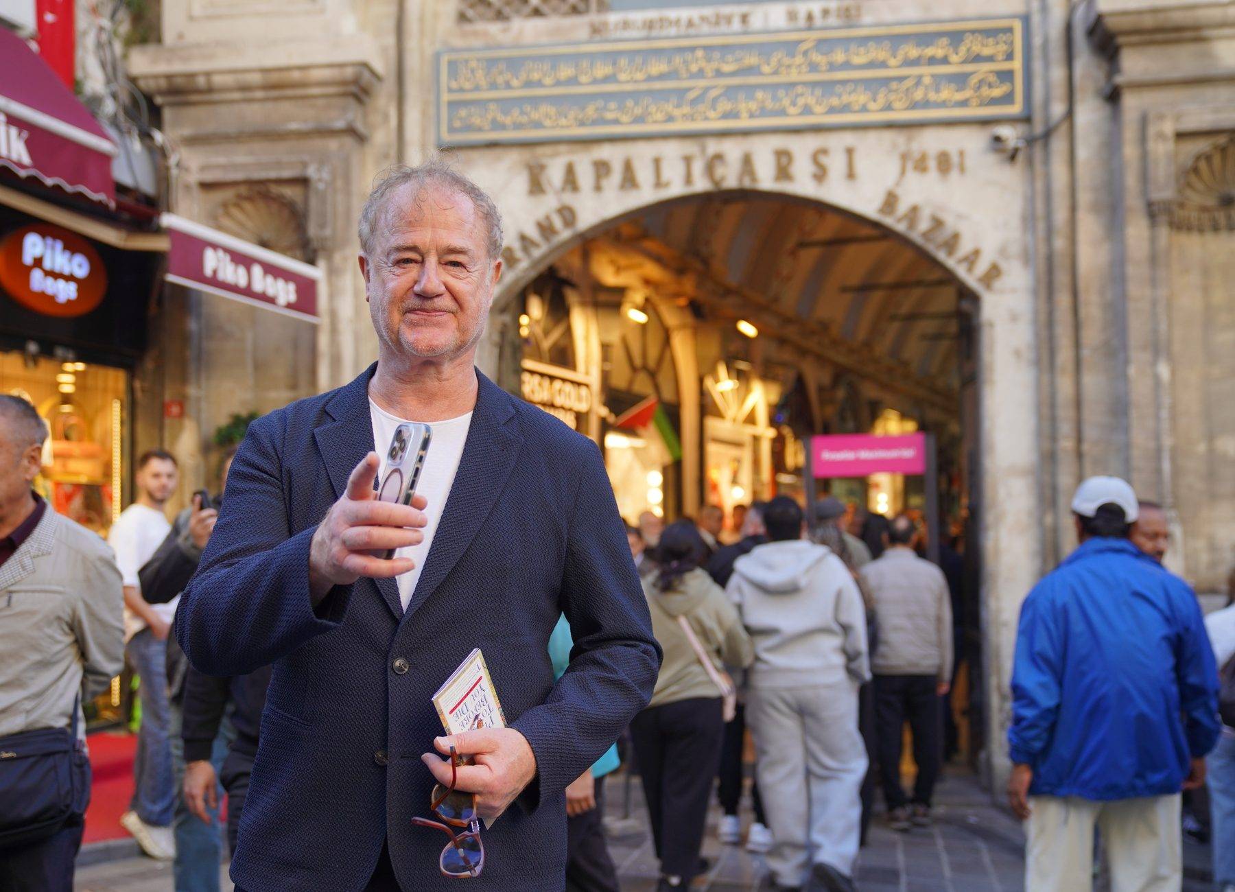 Game of Thrones'un yıldız oyuncusu İstanbul'un tarihi mekanlarını gezdi