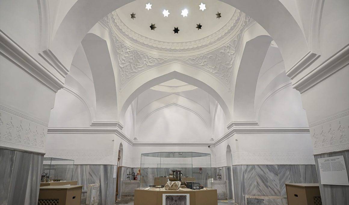 Ünü dünyaya yayılan Türk hamam kültürü, İstanbul'un en büyük ikinci hamamında anlatılıyor