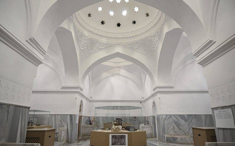 Ünü dünyaya yayılan Türk hamam kültürü, İstanbul'un en büyük ikinci hamamında anlatılıyor