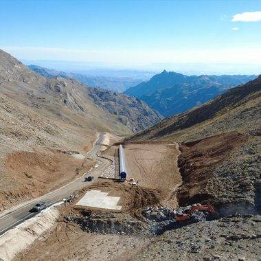 Kış turizmine yeni oyuncu: Güneydoğu'nun en yüksek dağına kayak merkezi kuruluyor
