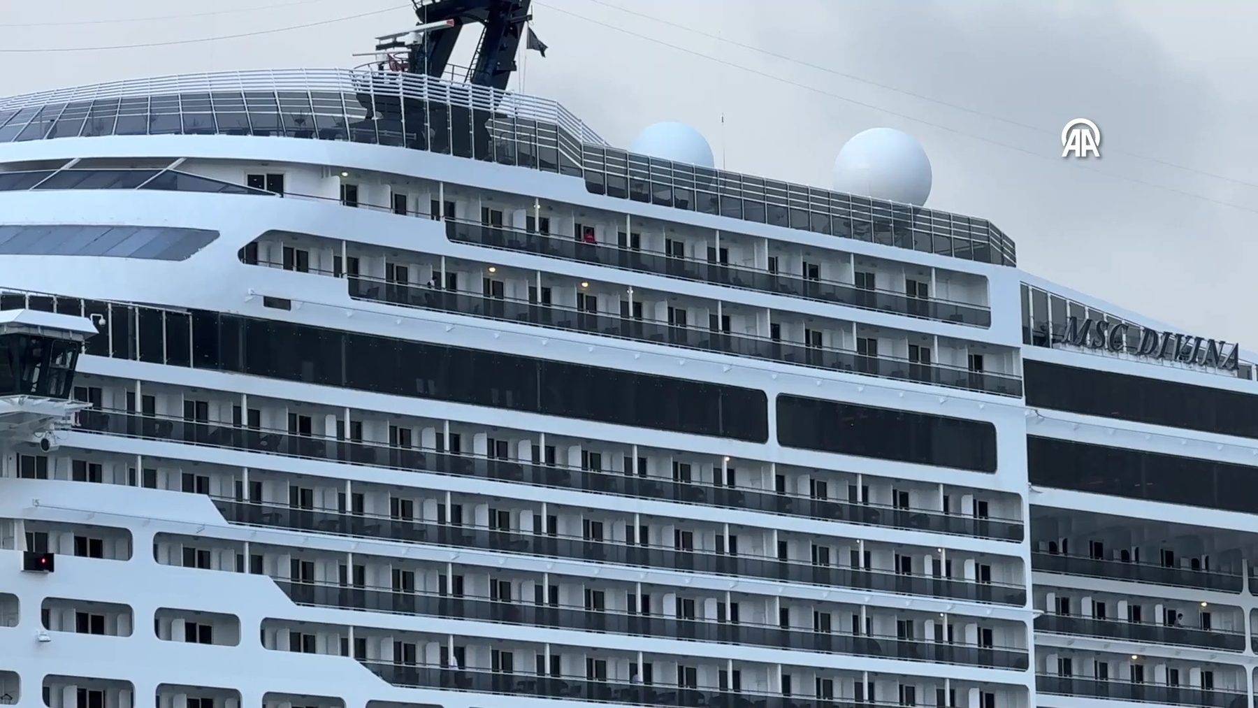 Marmaris'te kruvaziyer hareketliliği: Tek gemiyle 4 bine yakın turist ilçeye ayak bastı
