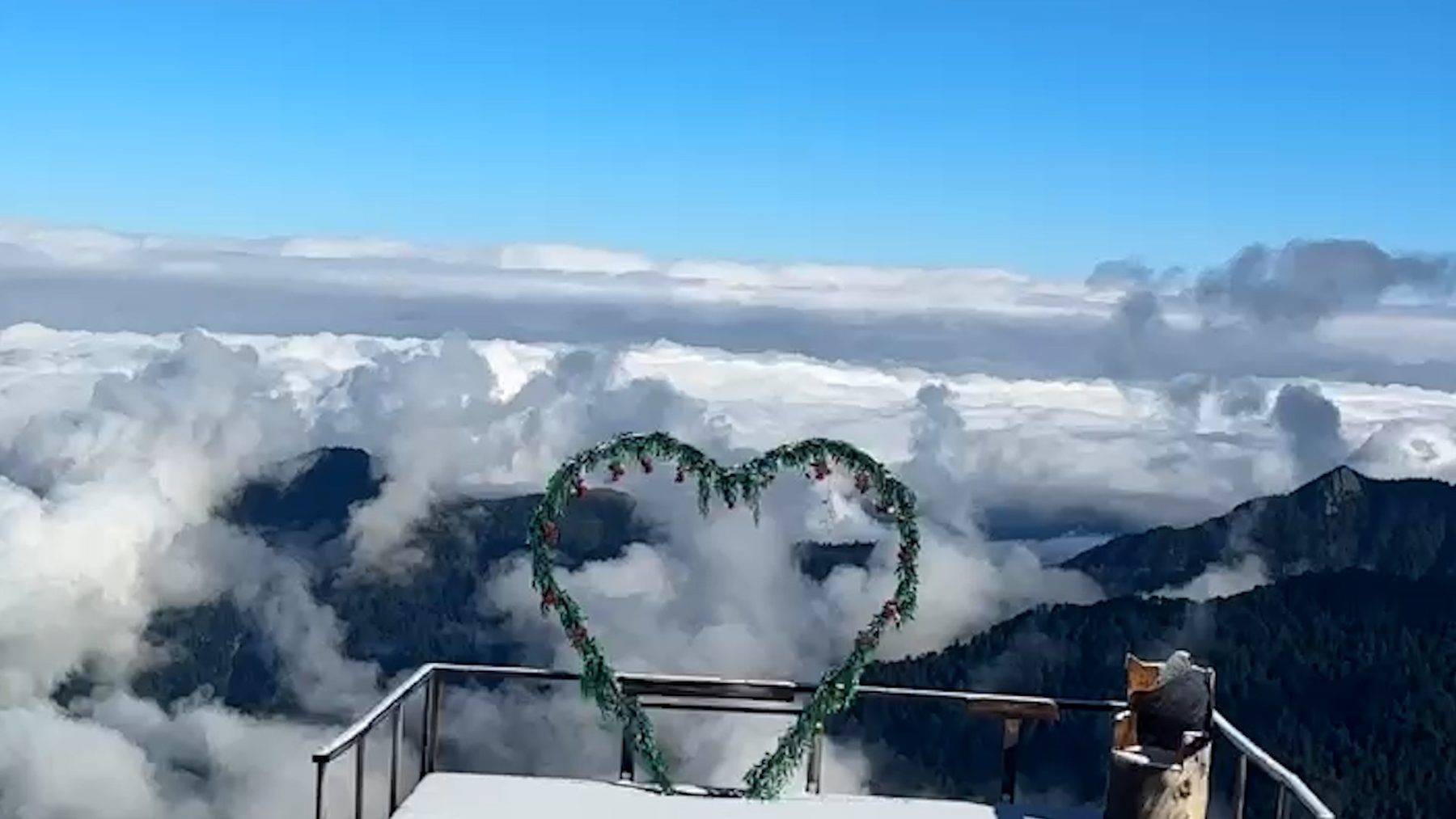 Rize'de kış masalı başladı! Yaylalar beyaza büründü