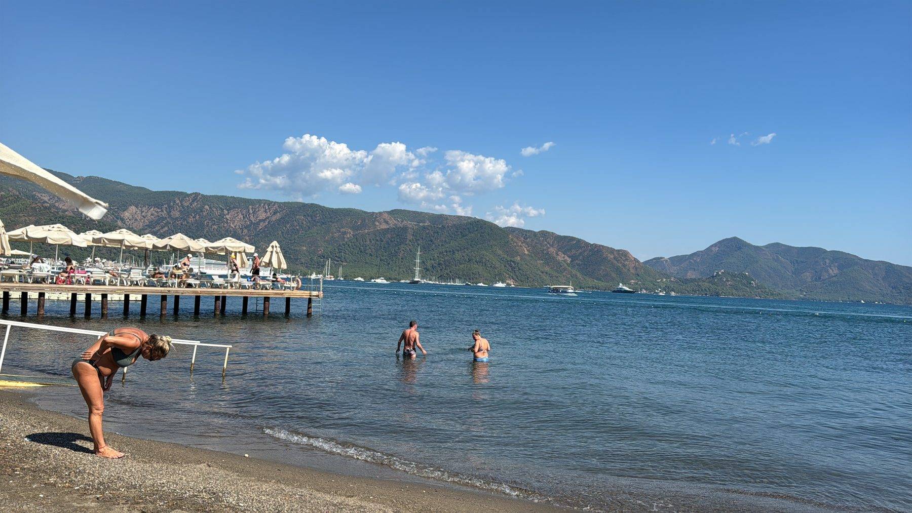 Yağmurdan kaçan İngilizler Marmaris'e akın etti: 'Yedinci kez geliyorum'