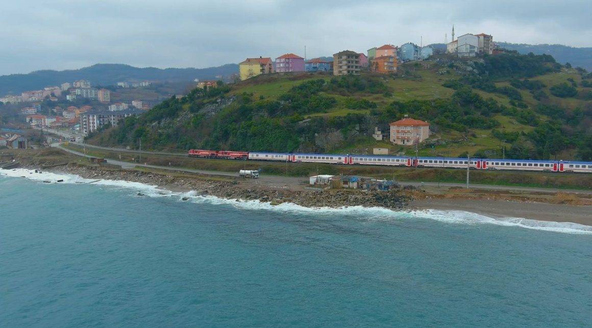 Turistik Karaelmas Ekspresi yeni sezona yoğun ilgiyle başladı! Yeni sefer tarihleri açıklandı
