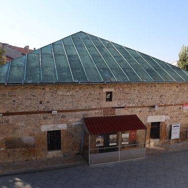 Kırşehir'de kırlangıç tavanı ile hayran bırakan bir Osmanlı eseri: Çarşı Camii