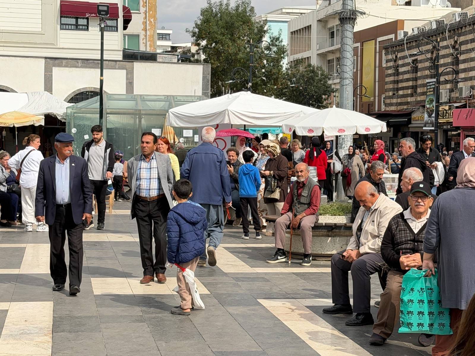 Turistlerin ekim ayında tercihi Diyarbakır oldu: Tarihi mekanlar doldu taştı