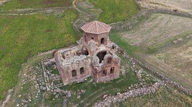 Kapadokya'nın gizli hazinesi: Kızıl Kilise her yıl binlerce turisti ağırlıyor