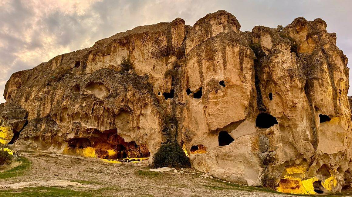 Soğuk hava turistleri durduramadı, Frig Vadisi'nin kalbi doldu taştı
