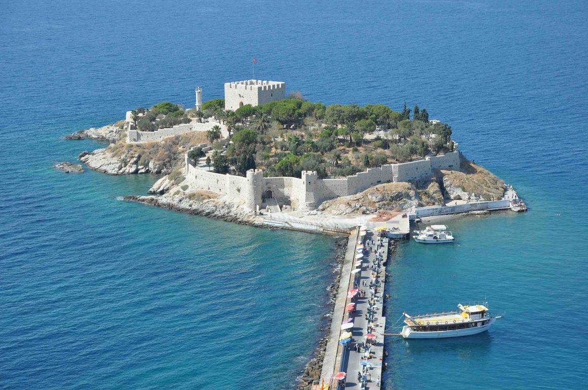 Barbaros Hayrettin Paşa'nın Kuşadası'ndaki mirası: Güvercinada Kalesi