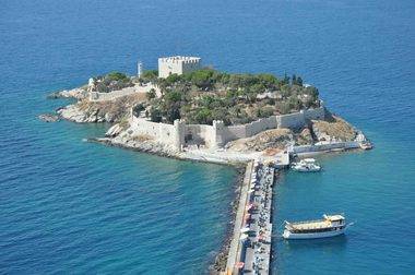 Barbaros Hayrettin Paşa'nın Kuşadası'ndaki mirası: Güvercinada Kalesi