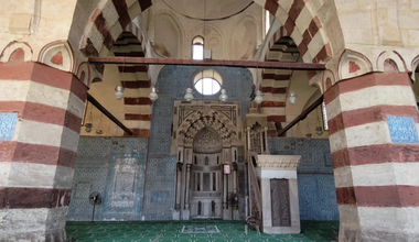 Mısır'ın kalbinde Memlük ve Osmanlı izlerinin buluştuğu bir eser: Mavi Cami