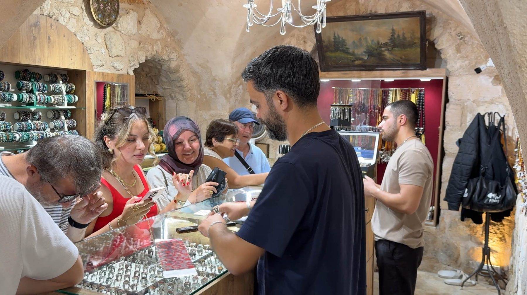 Turistler 3 bin yıllık sanatın peşinde! Mardin’de telkariye yoğun ilgi