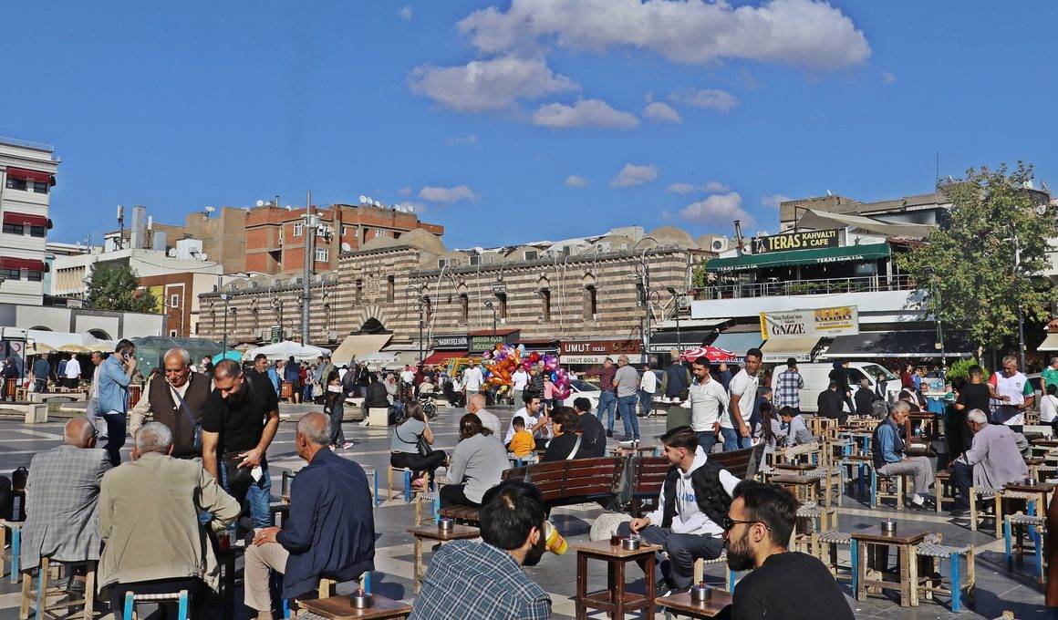 İnsanlar akın akın gelmeye başladı! Diyarbakır turizmde depara kalktı